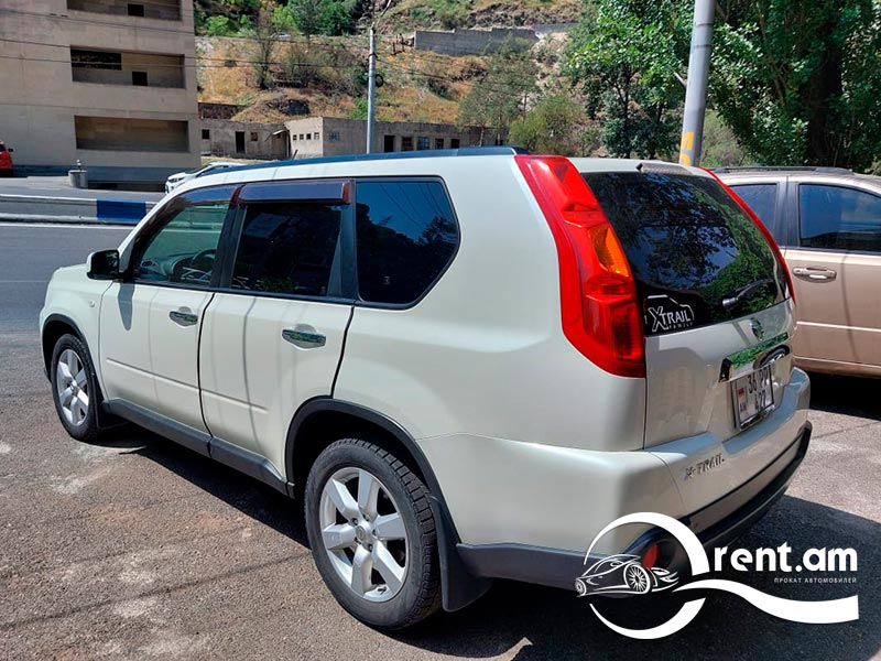 Прокат автомобиля Nissan X-Trail NT31 white в Армении
