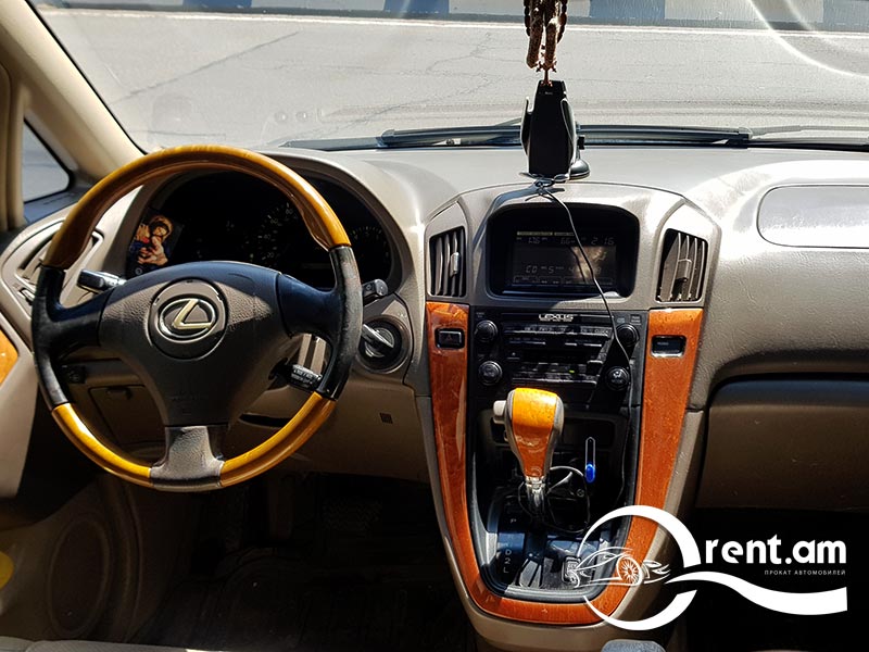 Rent Lexus RX in Armenia