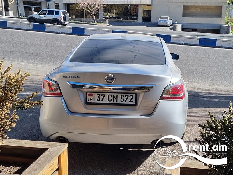Прокат автомобиля Nissan Altima в Ереване